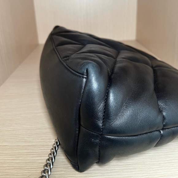 🔥YSL toy LouLou in excellent condition no damage🔥Not for me maybe for you💋🥰 - Picture 10 of 11